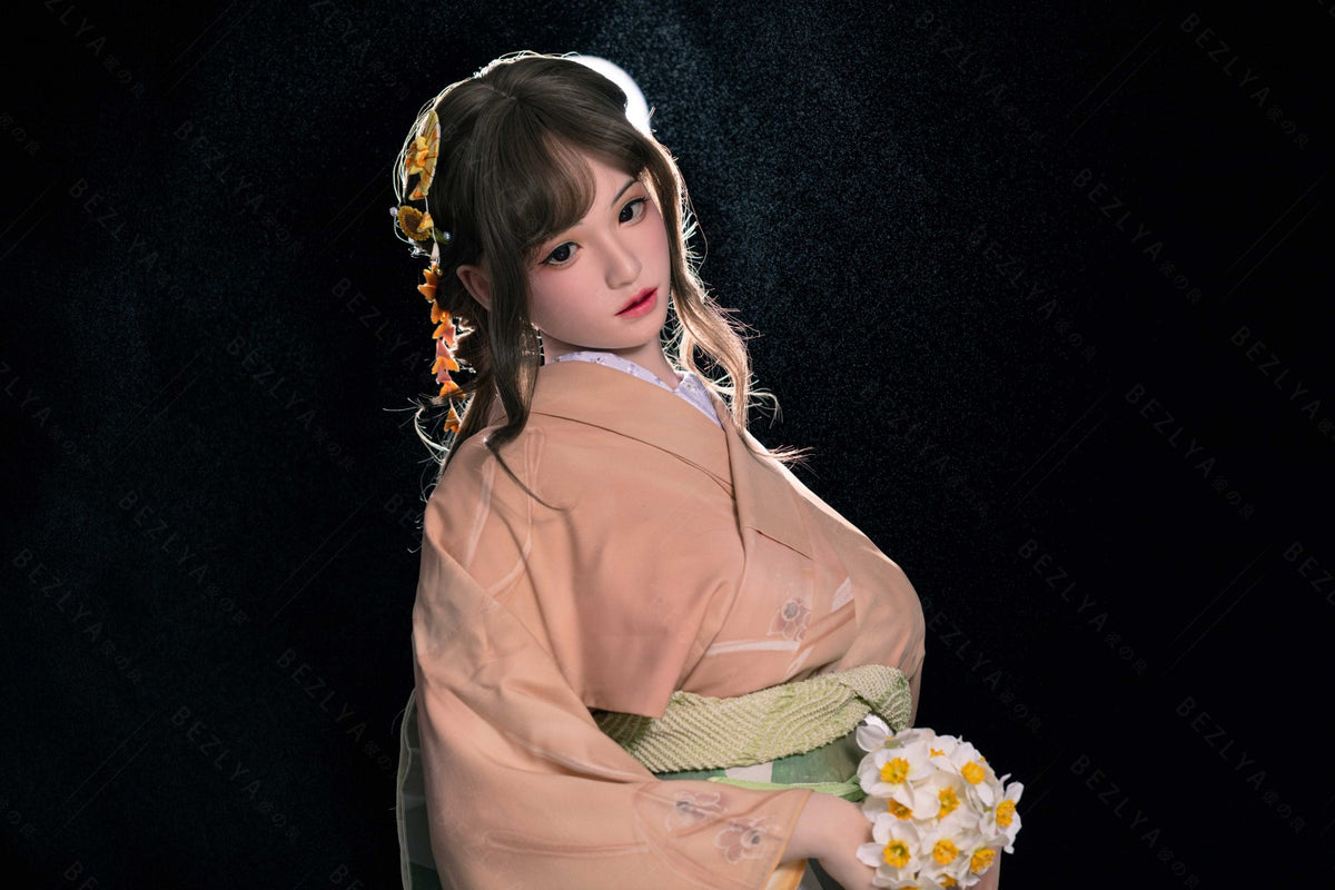 Helianthus-sekspop (Bezlya Doll 162 cm C-cup 2,2U siliconen)