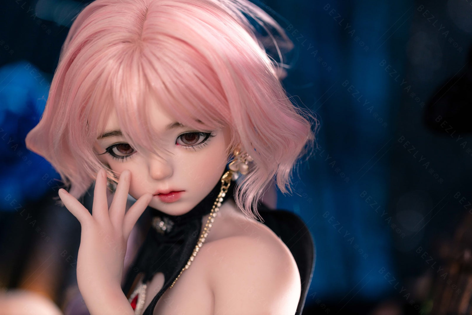 Berry-sekspop (Bezlya Doll 65cm A cup 2.2 Siliconen)