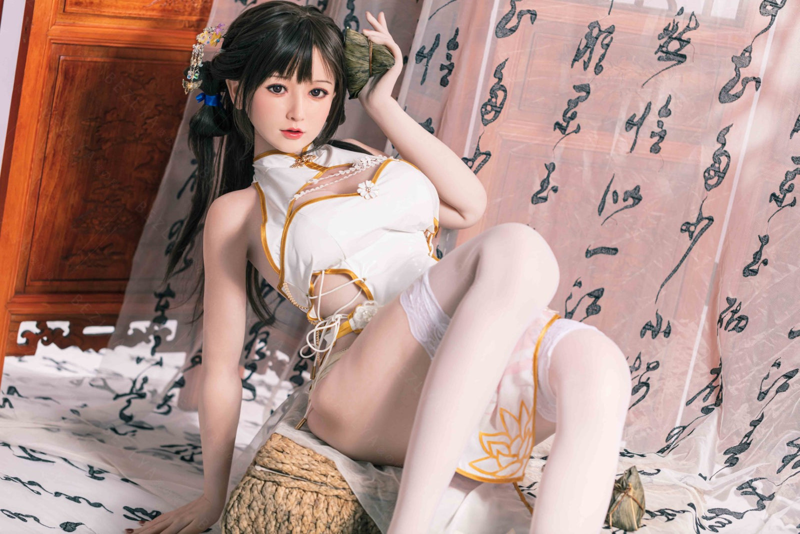 Platycodon-sekspop (Bezlya Doll 155 cm E-cup 2.2CF siliconen)