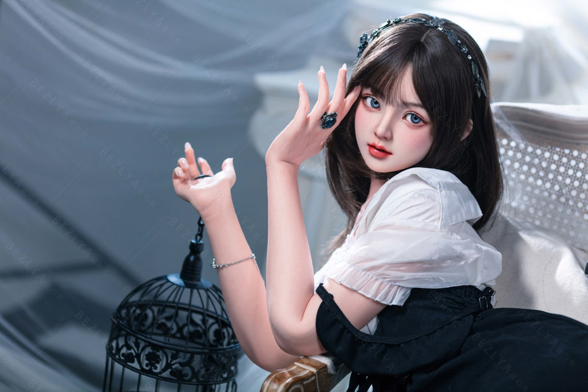 Convallaria-sekspop (Bezlya Doll 155 cm B-cup 2.1 siliconen)