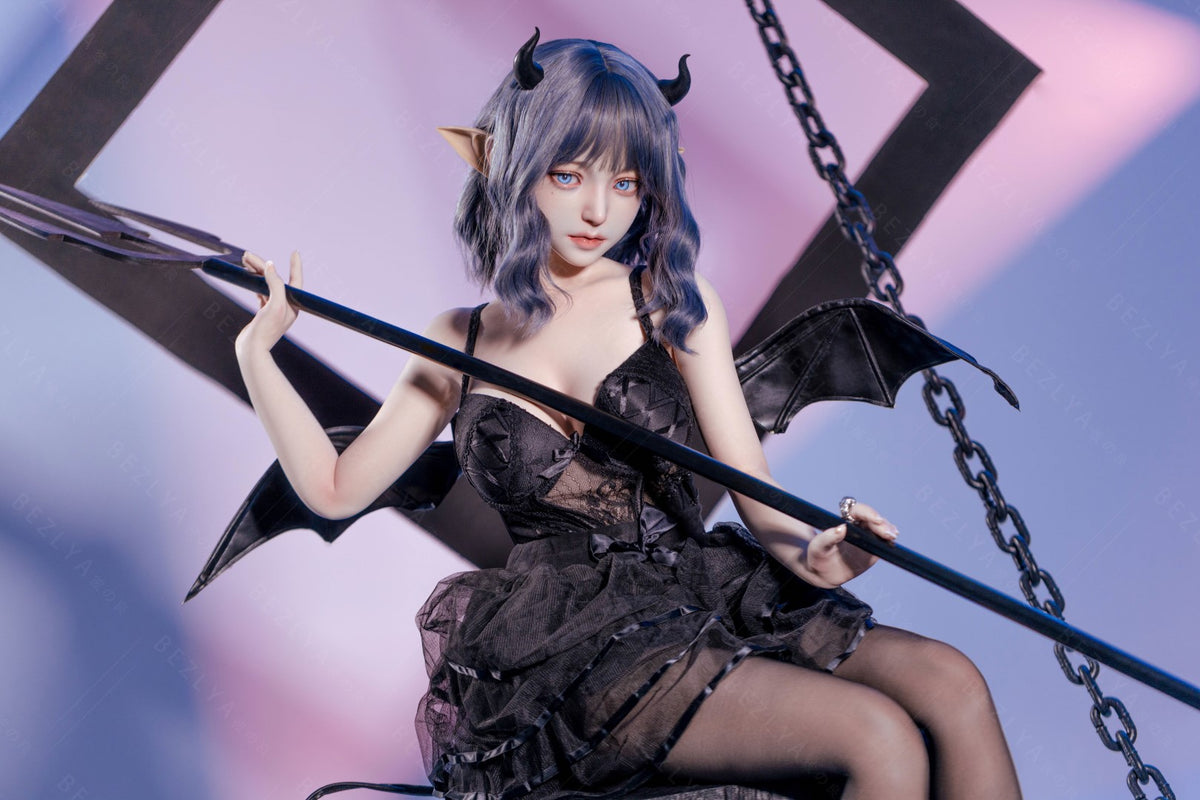 Campanula-sekspop (Bezlya Doll 149 cm D-cup 2.1 siliconen)