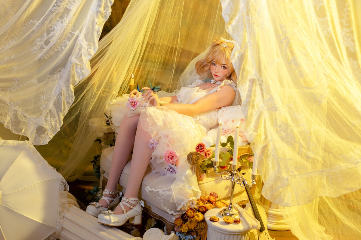 Oleander-sekspop (Bezlya Doll 156 cm B-cup 2.1 siliconen)