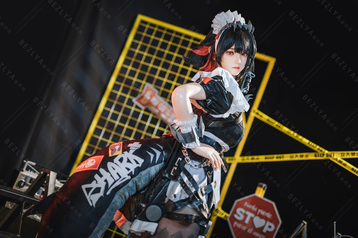 Campanula-sekspop (Bezlya Doll 155 cm E-cup 2.2CF siliconen)