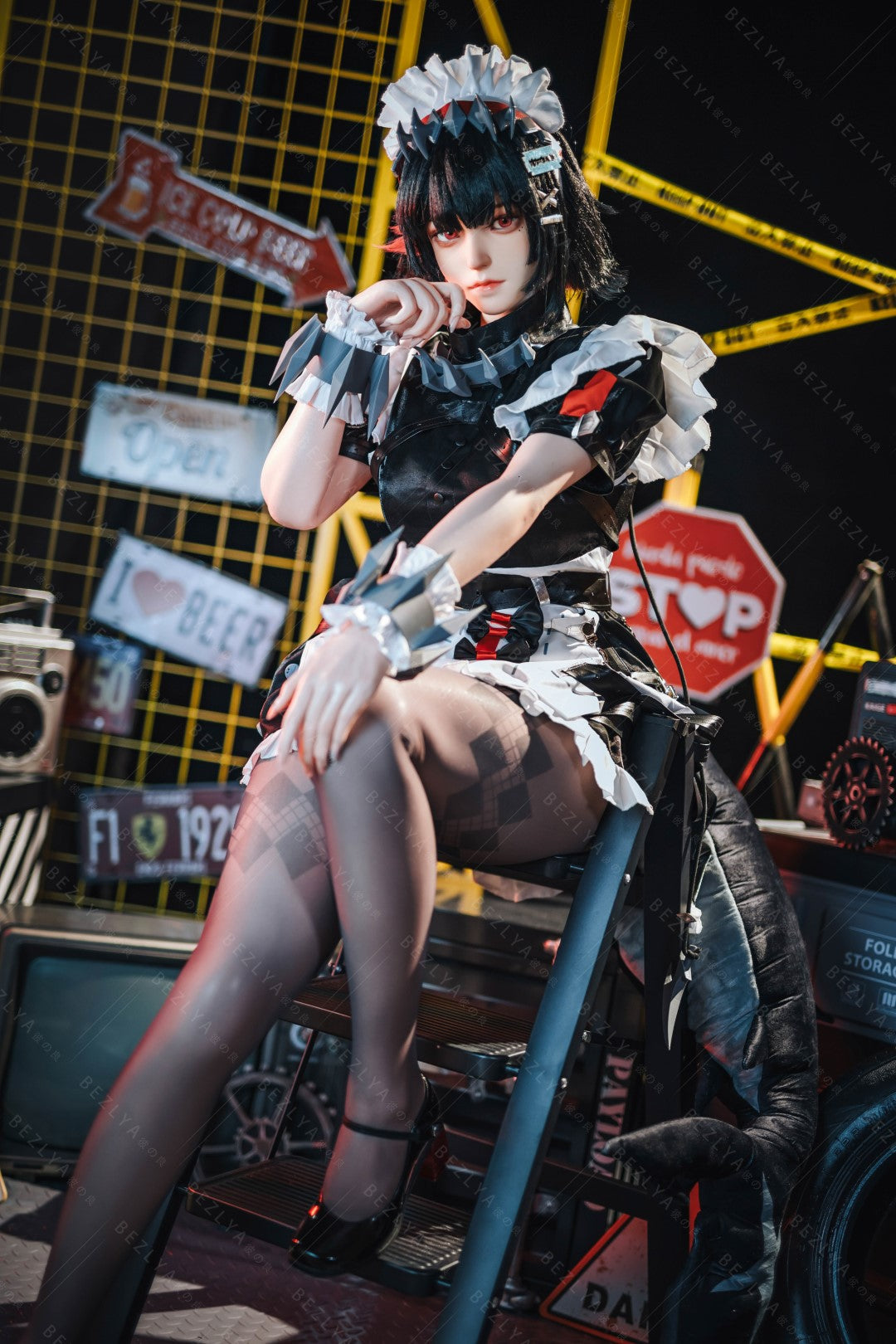 Campanula-sekspop (Bezlya Doll 155 cm E-cup 2.2CF siliconen)