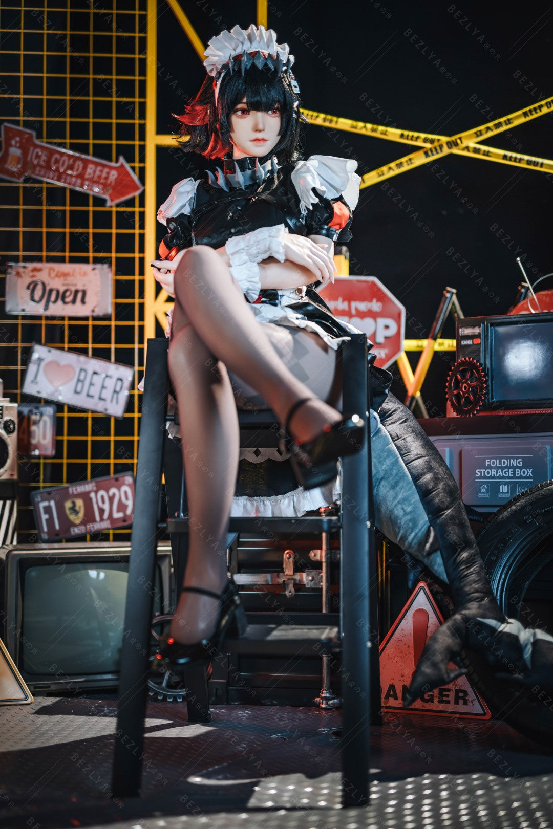 Campanula-sekspop (Bezlya Doll 155 cm E-cup 2.2CF siliconen)