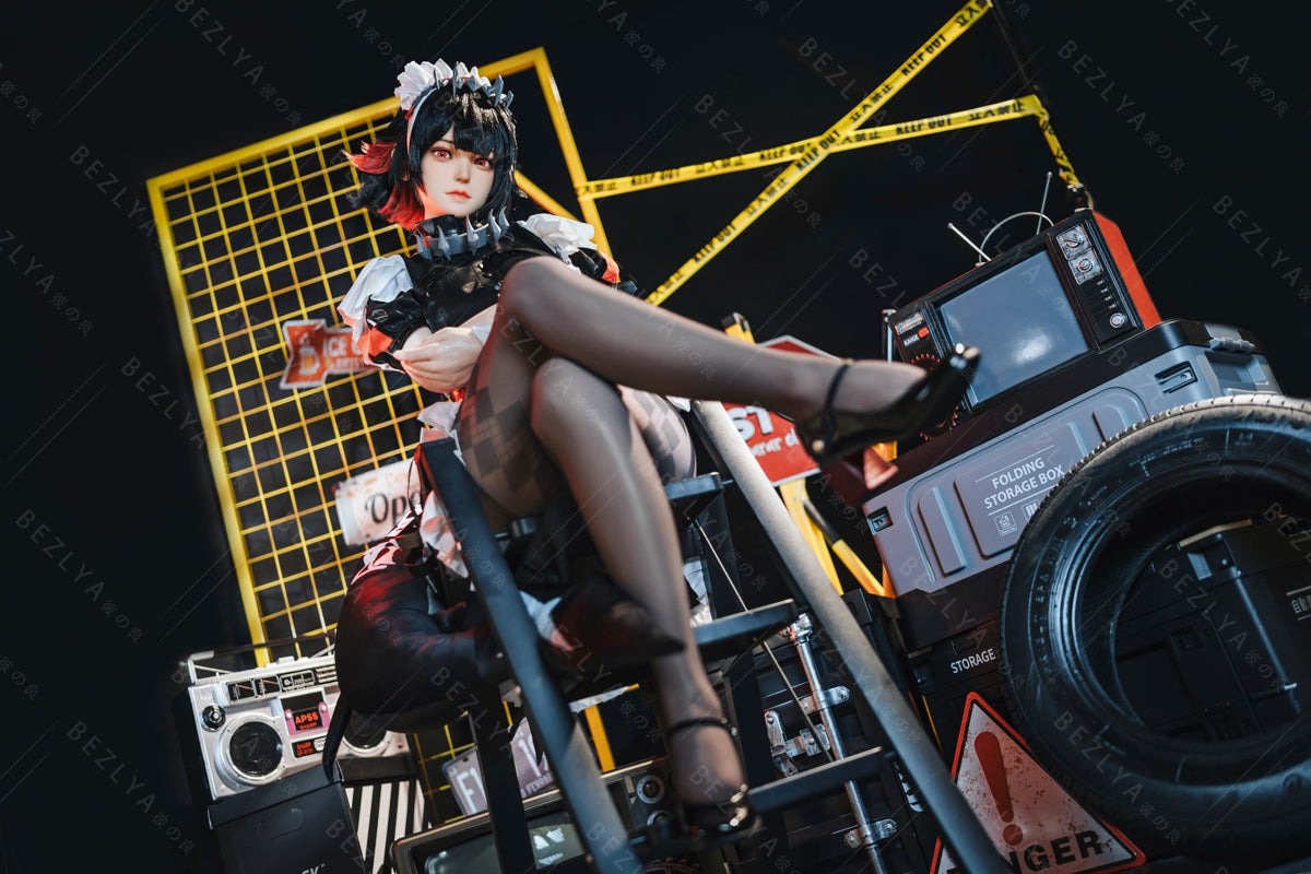 Campanula-sekspop (Bezlya Doll 155 cm E-cup 2.2CF siliconen)