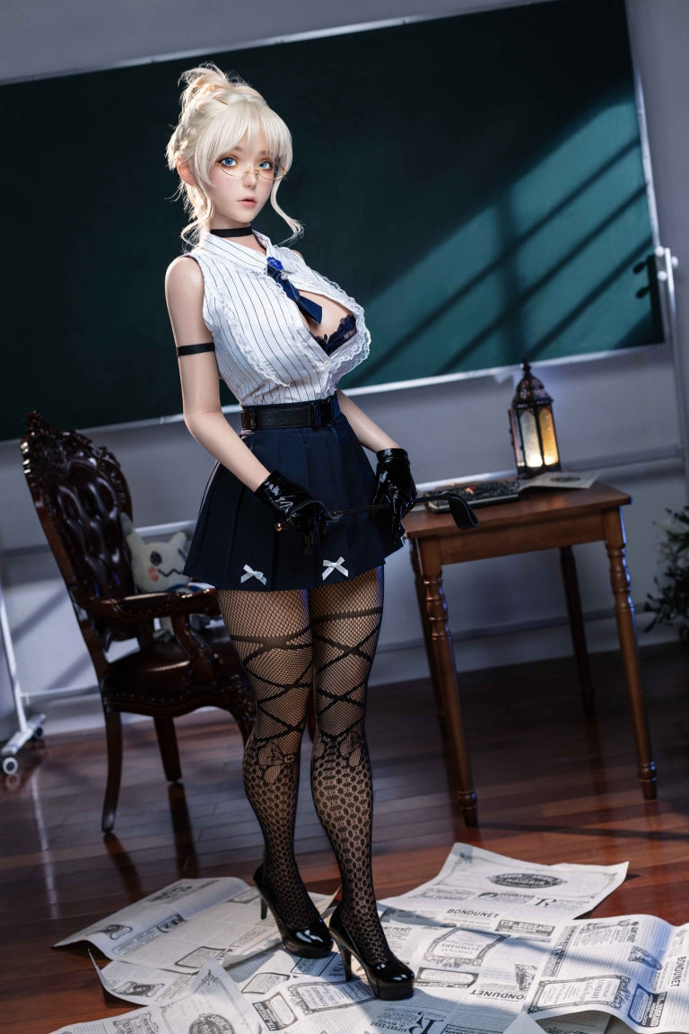 Violette sekspop (AITIA-pop 157 cm F-cup 2.2CF siliconen)