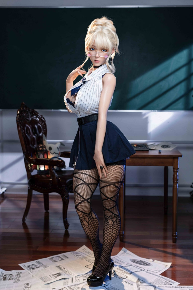 Violette sekspop (AITIA-pop 157 cm F-cup 2.2CF siliconen)