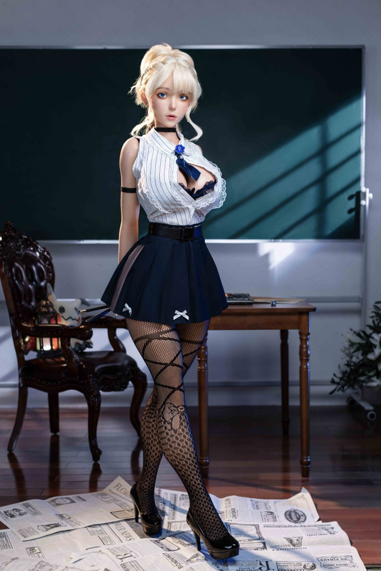 Violette sekspop (AITIA-pop 157 cm F-cup 2.2CF siliconen)