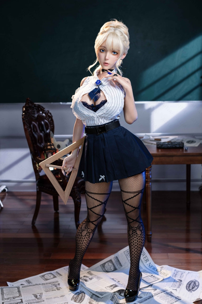 Violette sekspop (AITIA-pop 157 cm F-cup 2.2CF siliconen)