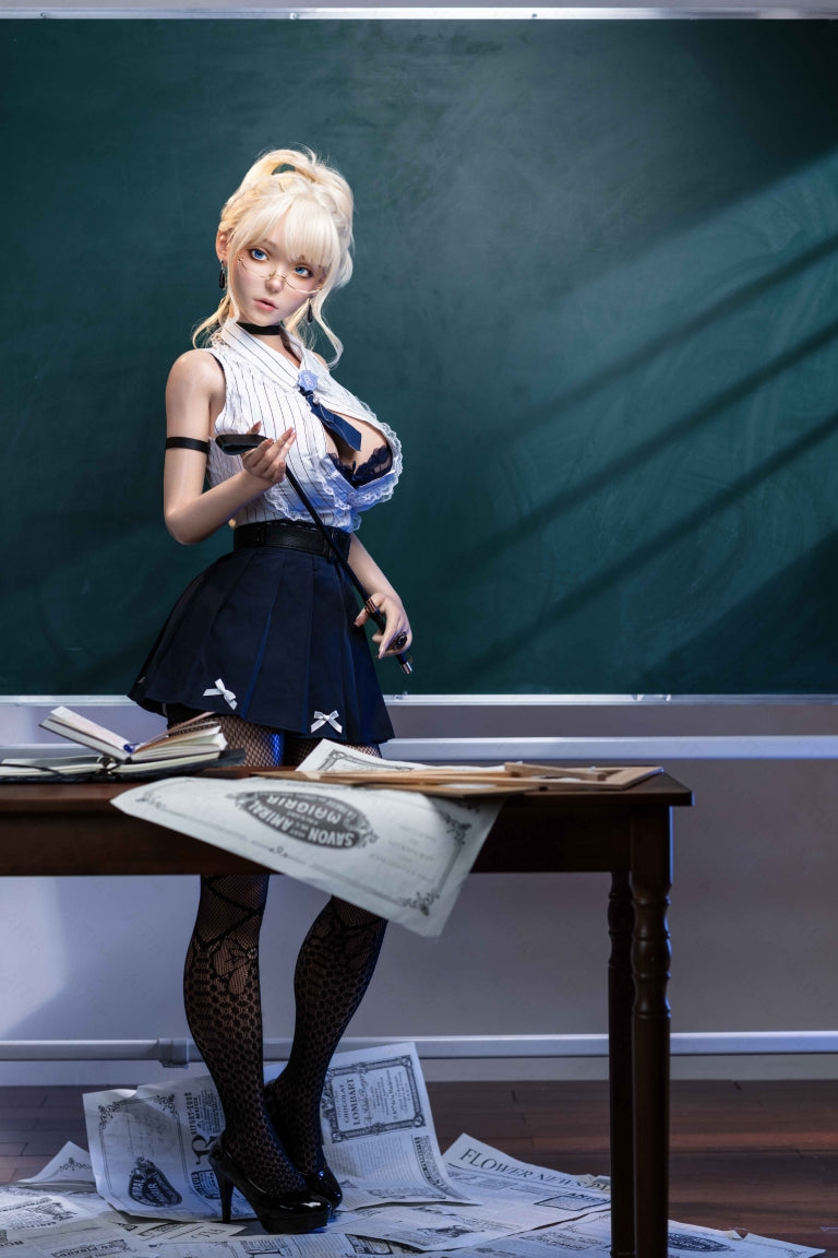 Violette sekspop (AITIA-pop 157 cm F-cup 2.2CF siliconen)