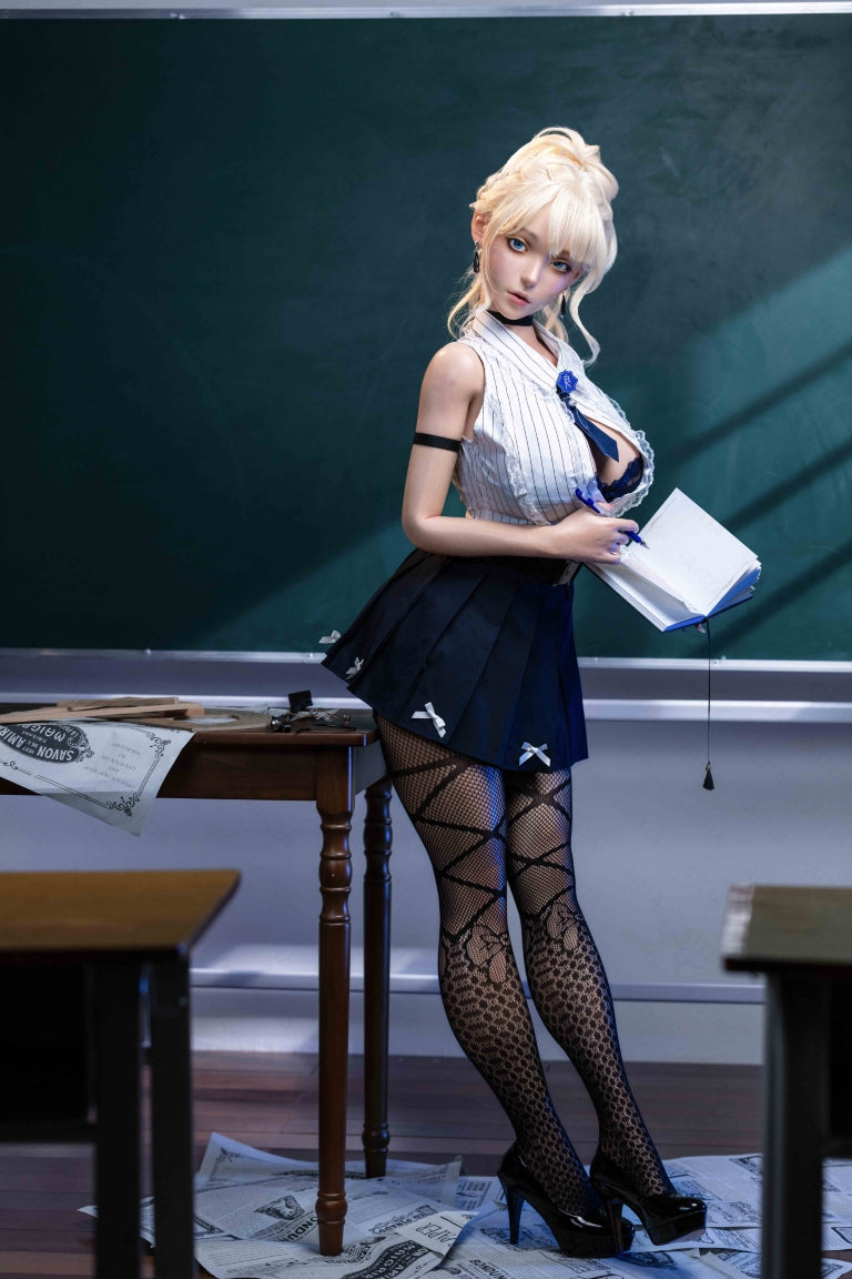 Violette sekspop (AITIA-pop 157 cm F-cup 2.2CF siliconen)