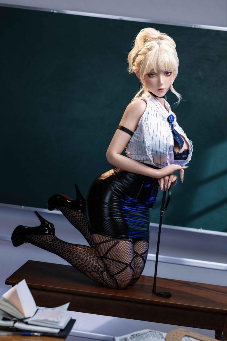 Violette sekspop (AITIA-pop 157 cm F-cup 2.2CF siliconen)