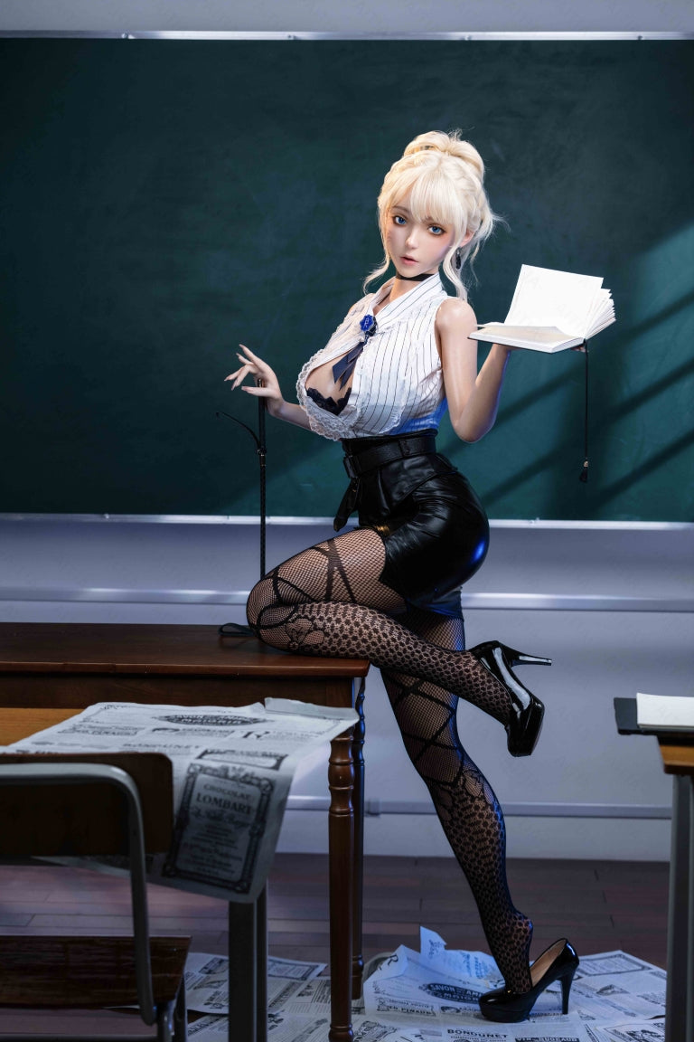 Violette sekspop (AITIA-pop 157 cm F-cup 2.2CF siliconen)