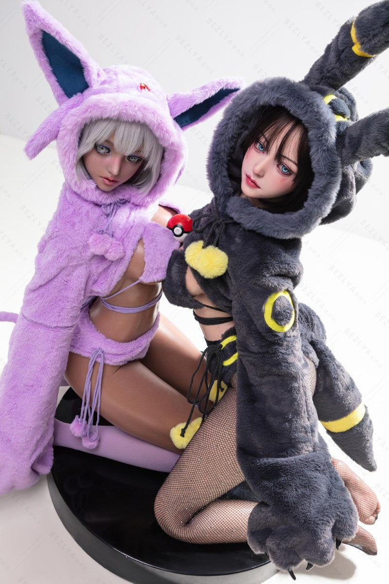 Campanula-sekspop (Bezlya Doll 155 cm E-cup 2.2CF siliconen)