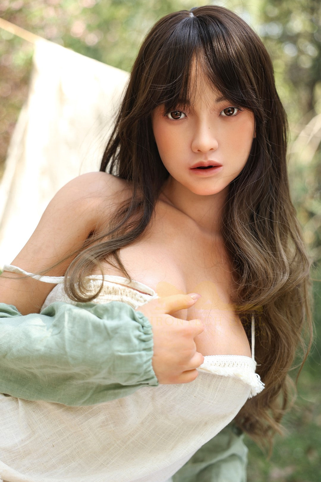 Yeona sex pop (Irontech Doll 167 cm e-cup S37 siliconen)