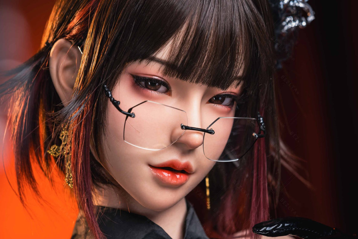 Aglaia-sekspop (Bezlya Doll 162 cm C-cup 2,2U siliconen)