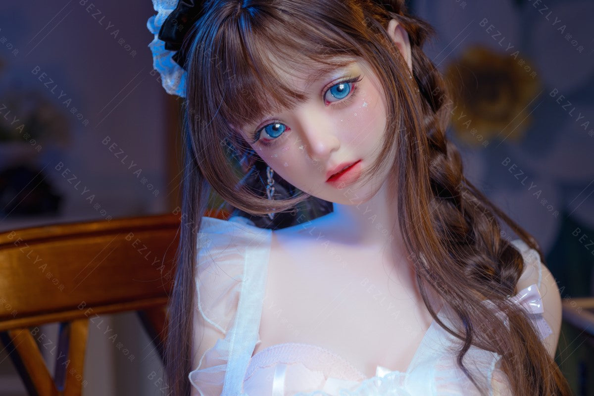 Campanula-sekspop (Bezlya Doll 149 cm D-cup 2.0 TPE+Siliconen)