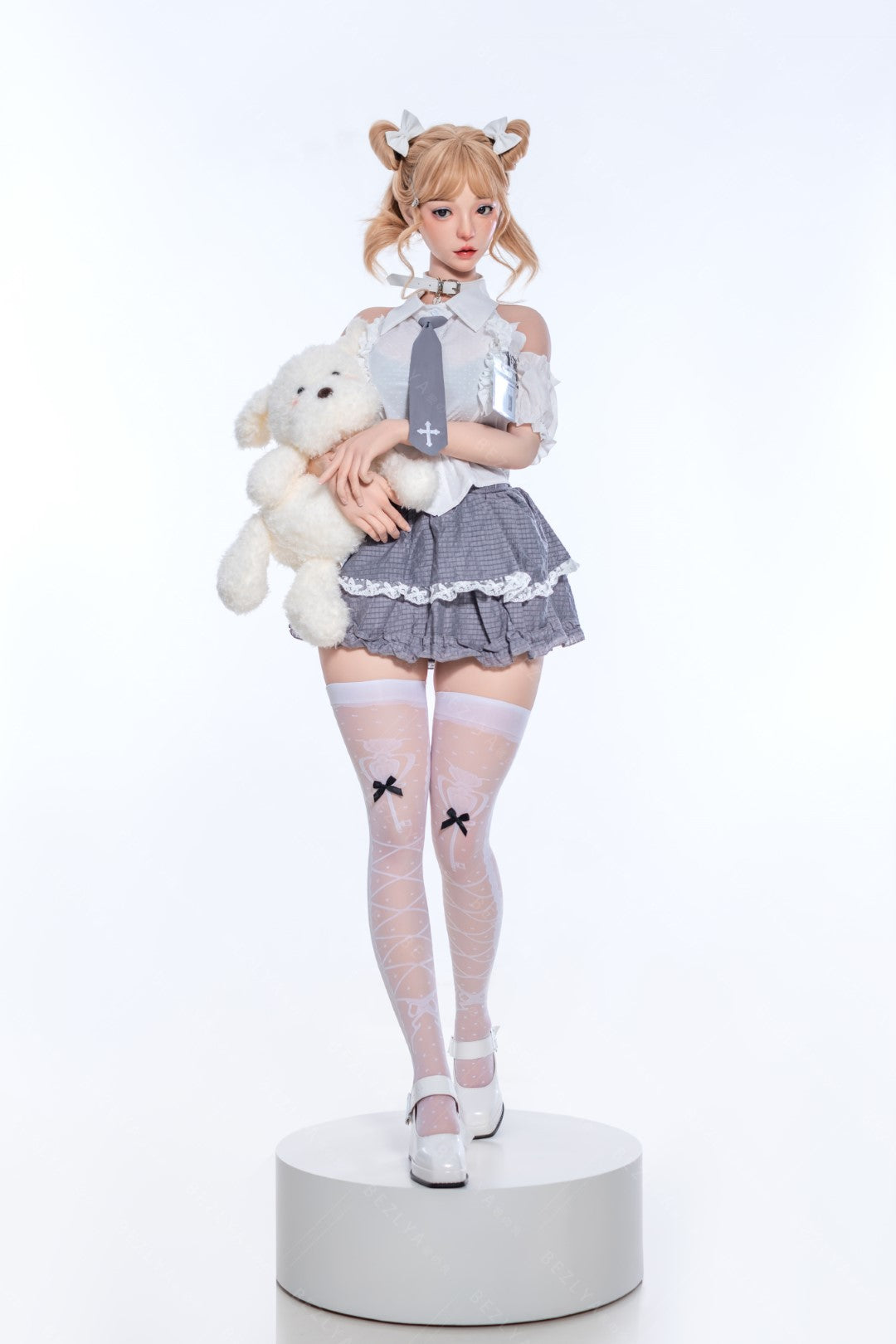 Albizia-sekspop (Bezlya Doll 155 cm E-cup 2.2CF siliconen)