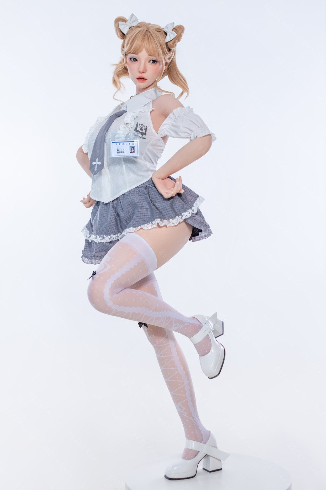 Albizia-sekspop (Bezlya Doll 155 cm E-cup 2.2CF siliconen)