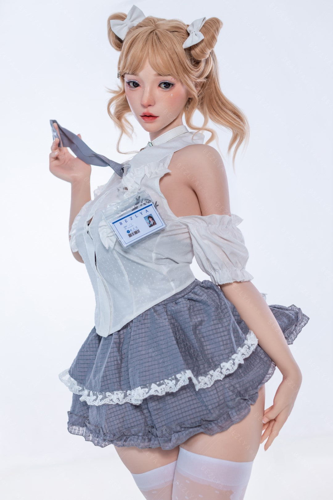 Albizia-sekspop (Bezlya Doll 155 cm E-cup 2.2CF siliconen)