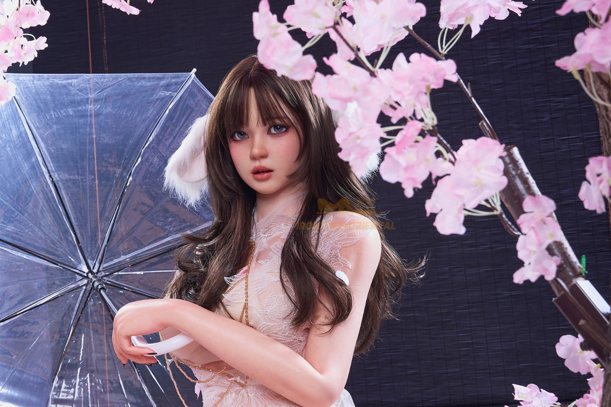 Nia Sexdocka (Irontech Doll 161cm F-Kupa T3 Silikon)