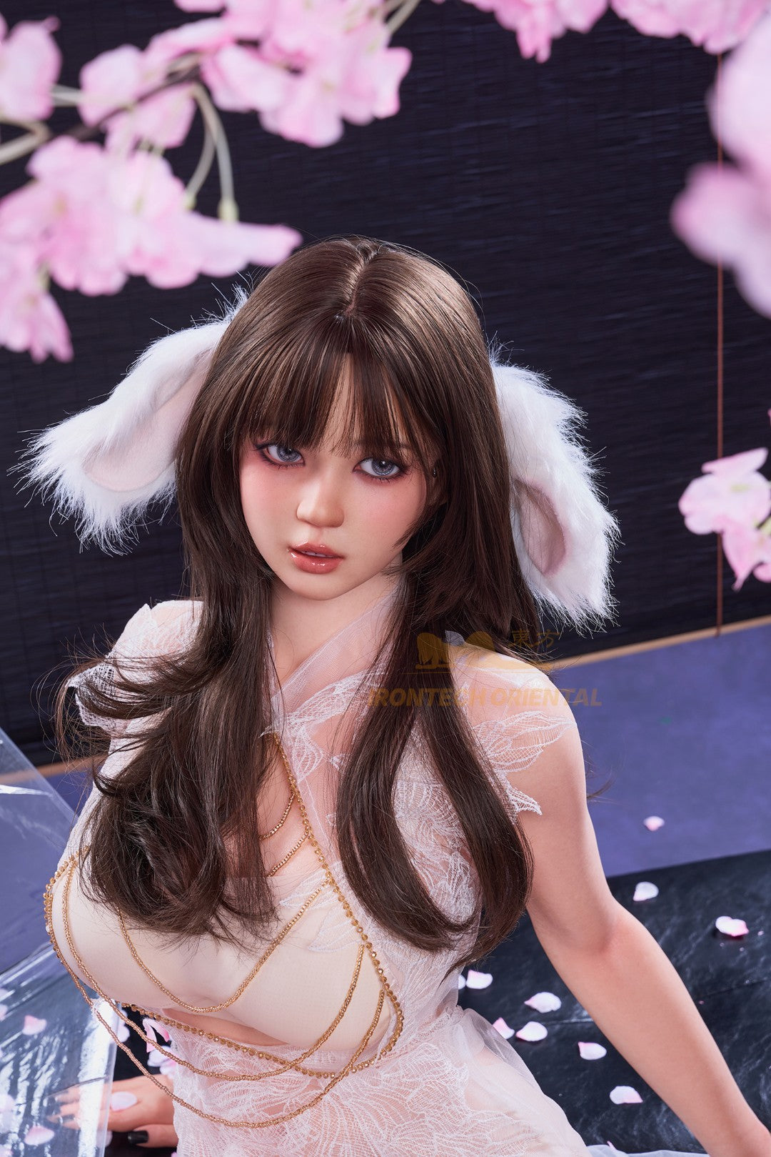 Nia Sexdocka (Irontech Doll 161cm F-Kupa T3 Silikon)