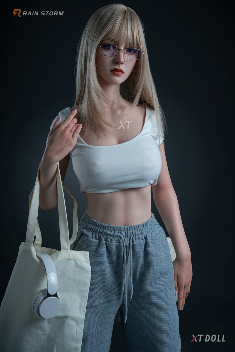 Irina sex pop (XT Doll 163cm f-cup #xt-18 siliconen)