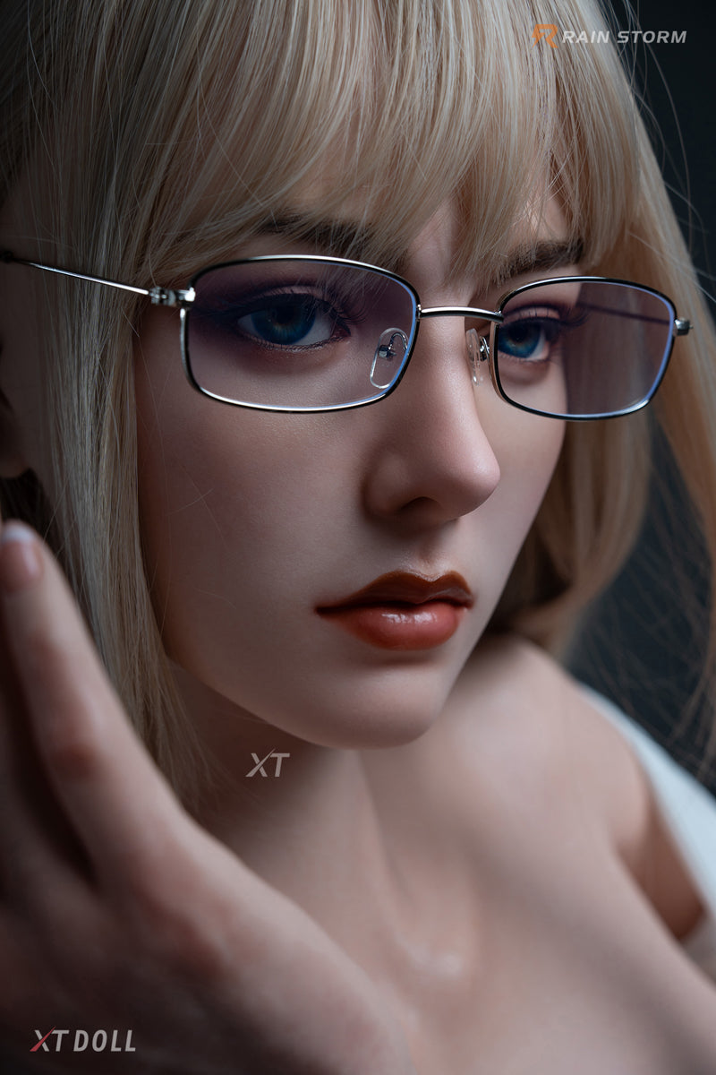 Irina sex pop (XT Doll 163cm f-cup #xt-18 siliconen)