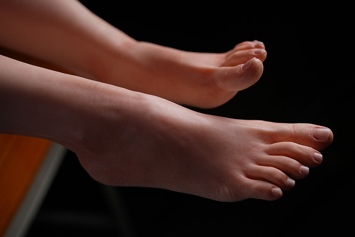 Laura sekspop (HRDoll K-cup nr. 221 van 165 cm RST siliconen)