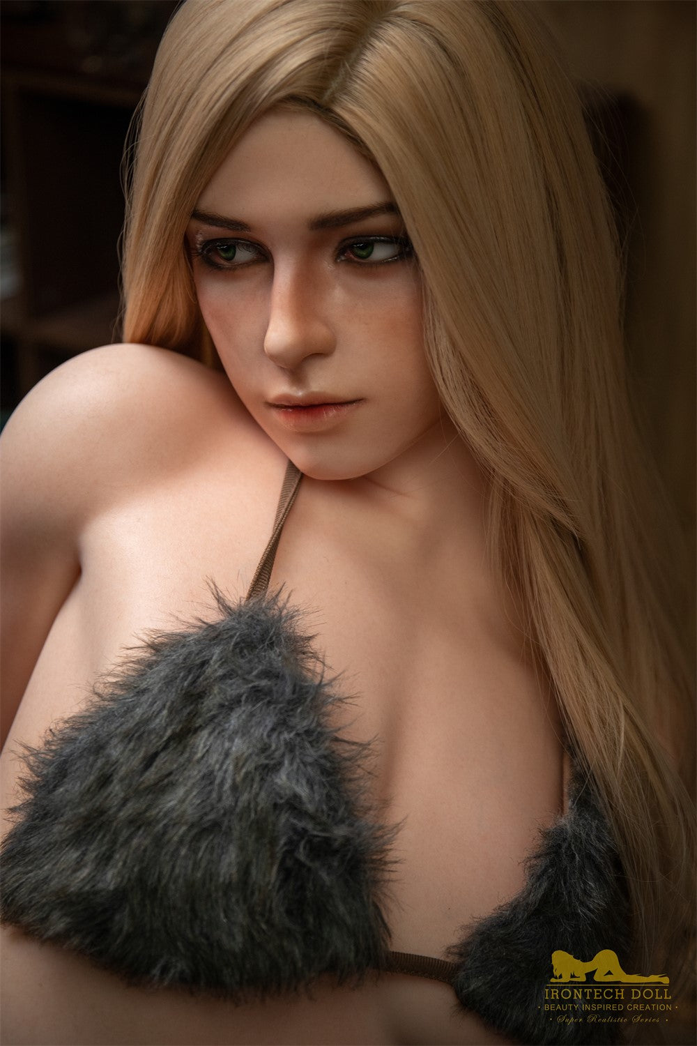 Flora Sex Doll (Irontech Doll 163cm B-Cup S38 Siliconen)