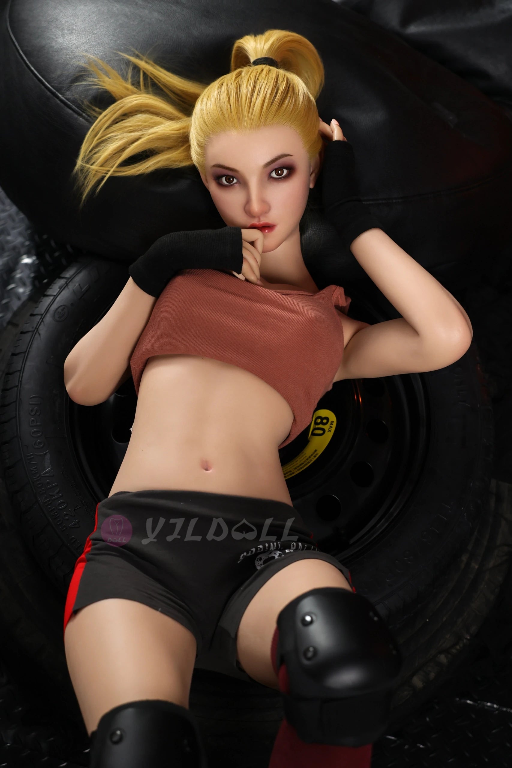 Ariana Sex Doll (YJL Doll 160 cm e-cup siliconen)
