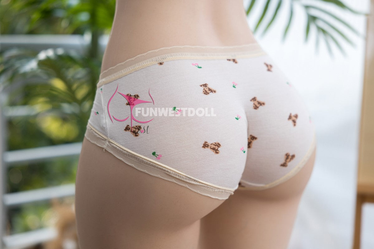 Lucy sekspop (FunWest Doll 159 cm A-cup #032S siliconen)