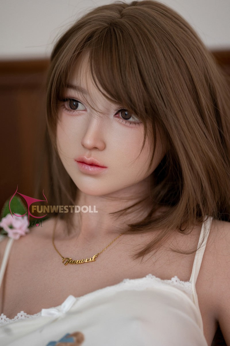Amy sekspop (FunWest Doll 159 cm A-cup #041S siliconen)