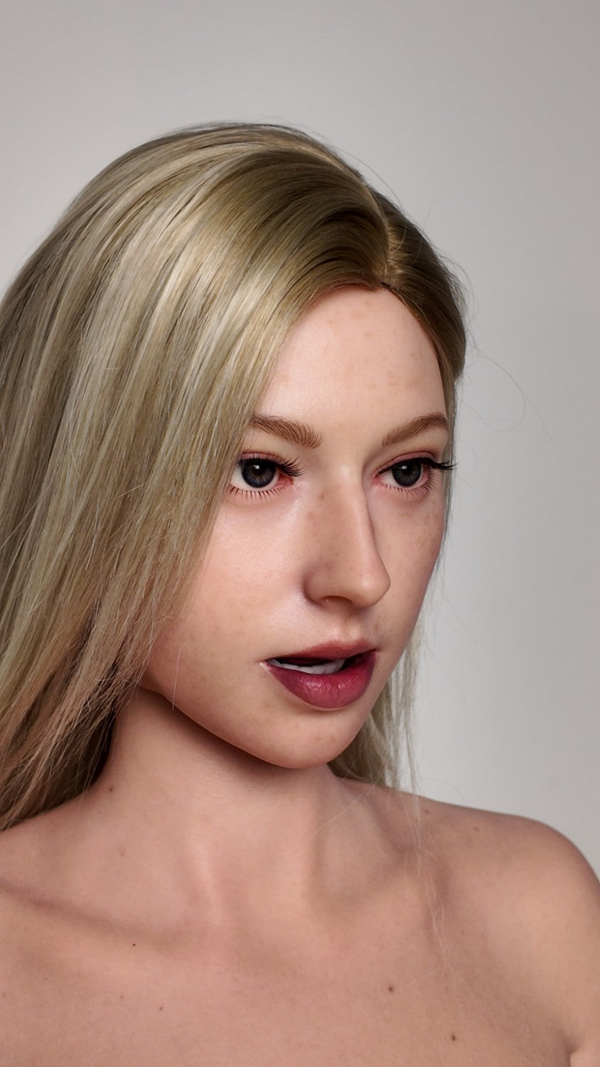 Evelina sex pop (Zelex 175cm e-cup GE41-1 Siliconen)
