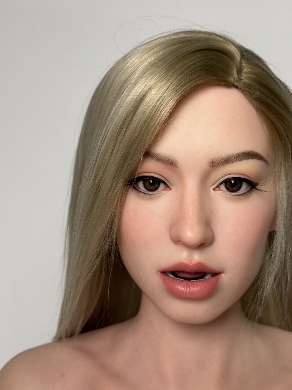 Kayli sex pop (Zelex 175cm e-cup GE82-1 Siliconen)