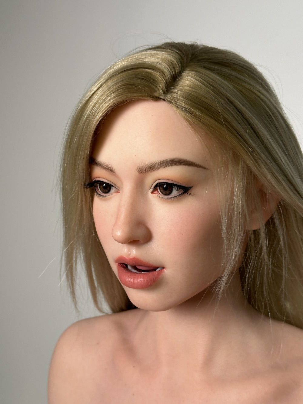 Kayli sex pop (Zelex 175cm e-cup GE82-1 Siliconen)