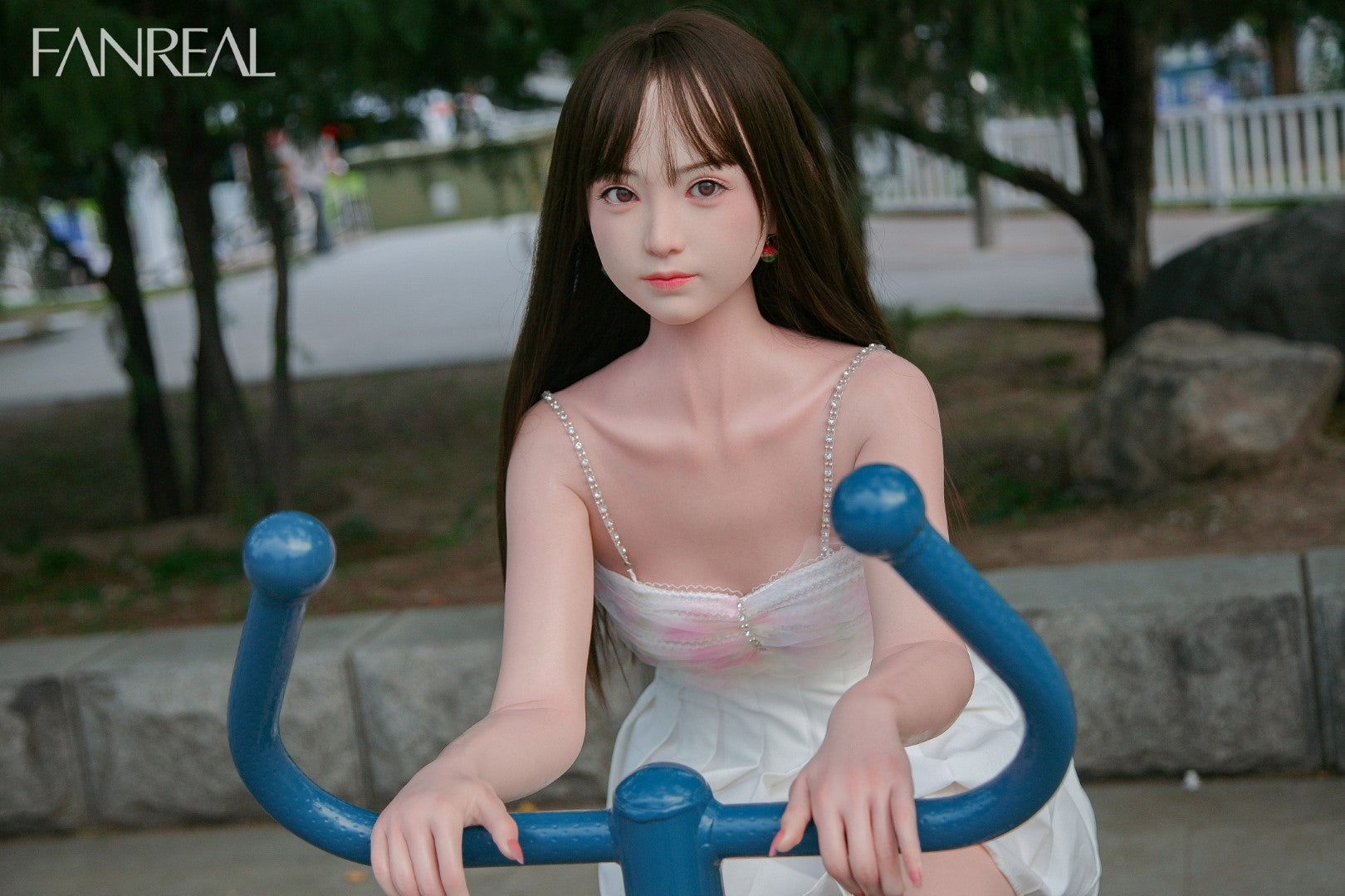 Mo sex pop (FanReal Doll 153cm B-Cup Silicone)