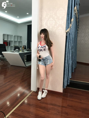 Sex Doll Shay Model 12 (Gynoid Doll 155 cm e-cup siliconen)