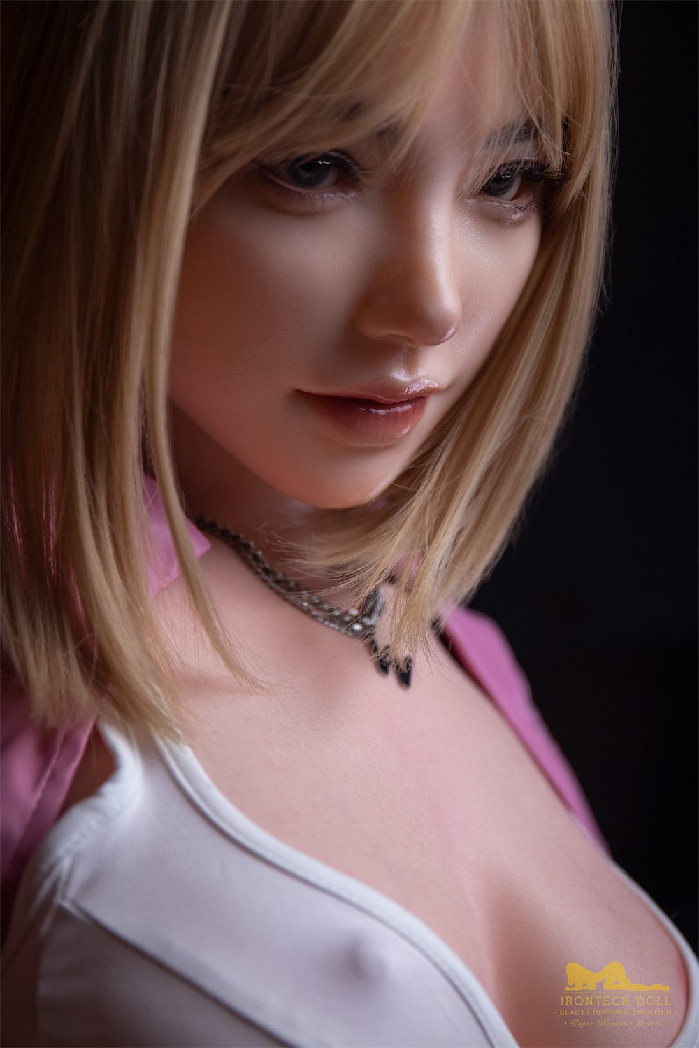 Layla-sekspop (Irontech Doll 169 cm C-cup S39 siliconen)