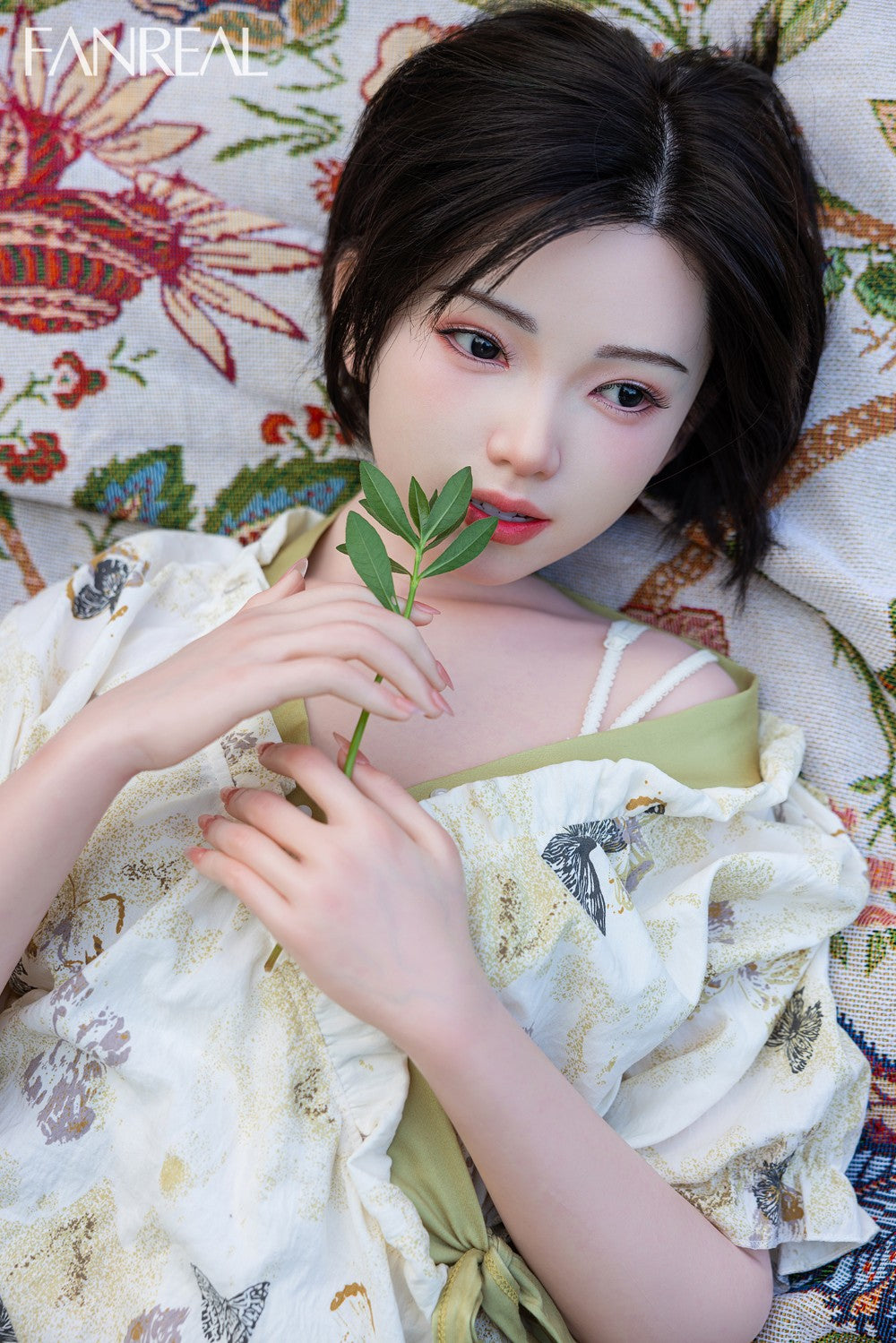 Molly Sex doll (FanReal Doll 153cm B-cup silicone)