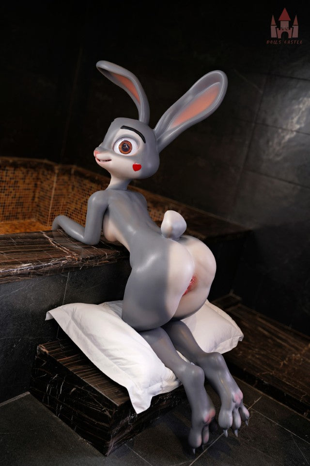 Judy the Rabbit Sex Doll (Dolls Castle 168 cm a-cup siliconen)