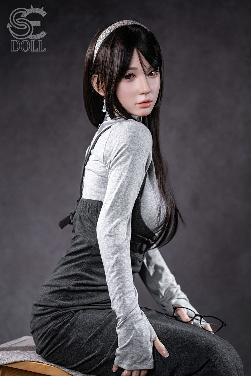 Hinata.Een sekspop (SEDoll 153 cm A-cup #164SC RST siliconen)