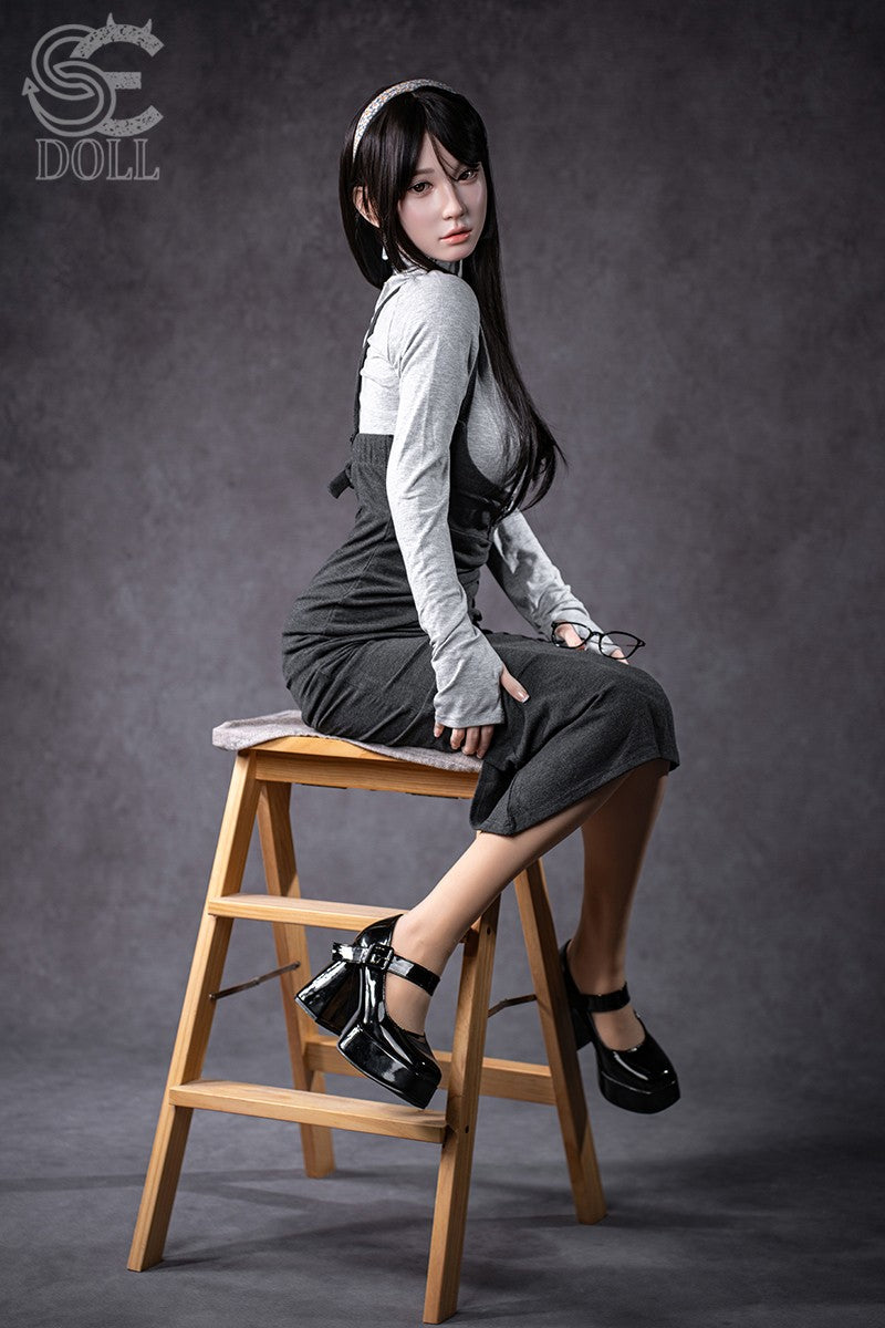 Hinata.Een sekspop (SEDoll 153 cm A-cup #164SC RST siliconen)