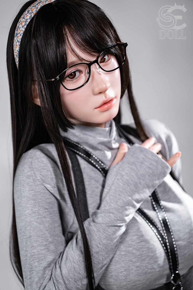 Hinata.Een sekspop (SEDoll 153 cm A-cup #164SC RST siliconen)