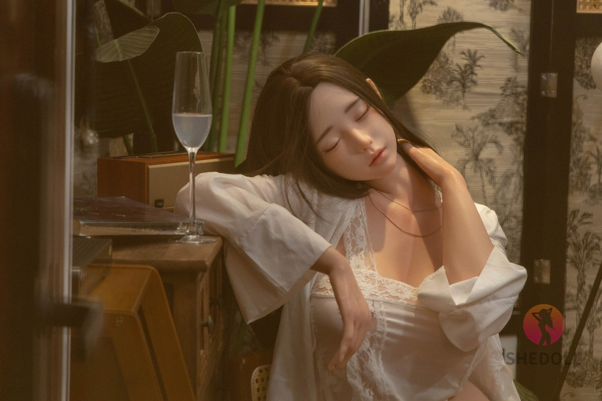 Slapende Cheryl-sekspop (SHEDOLL 165 cm E-cup #SH101 2.0 siliconen)