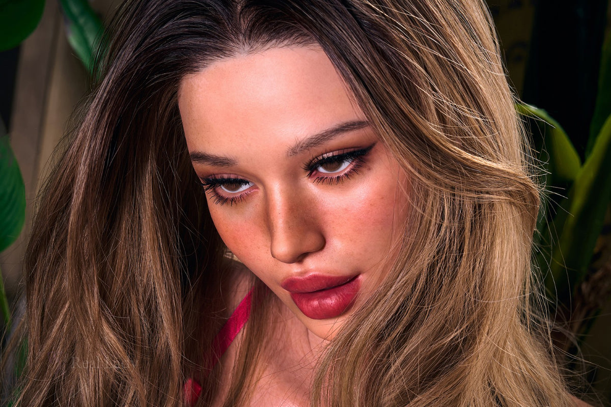 Sienna-sekspop (Real Lady 170 cm C-cup R15 siliconen)