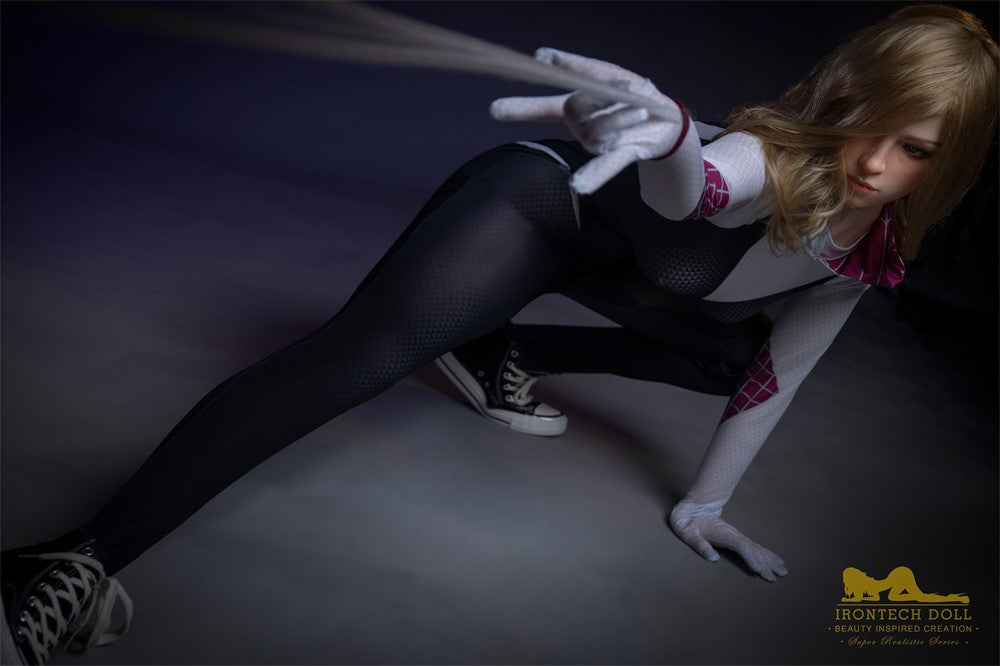 Gwen Sex Doll (Irontech Doll 167 cm e-cup S38 siliconen)