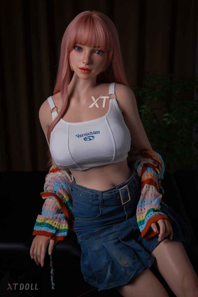 Sophia Sex Doll (XT Doll 165cm e-cup #xt-5 siliconen)