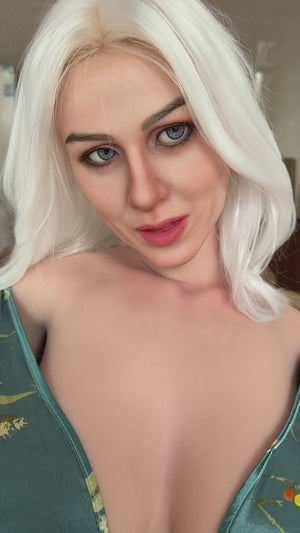 Lidiya Sex Doll (Starpery 148cm J-Kupa tpe+siliconen)